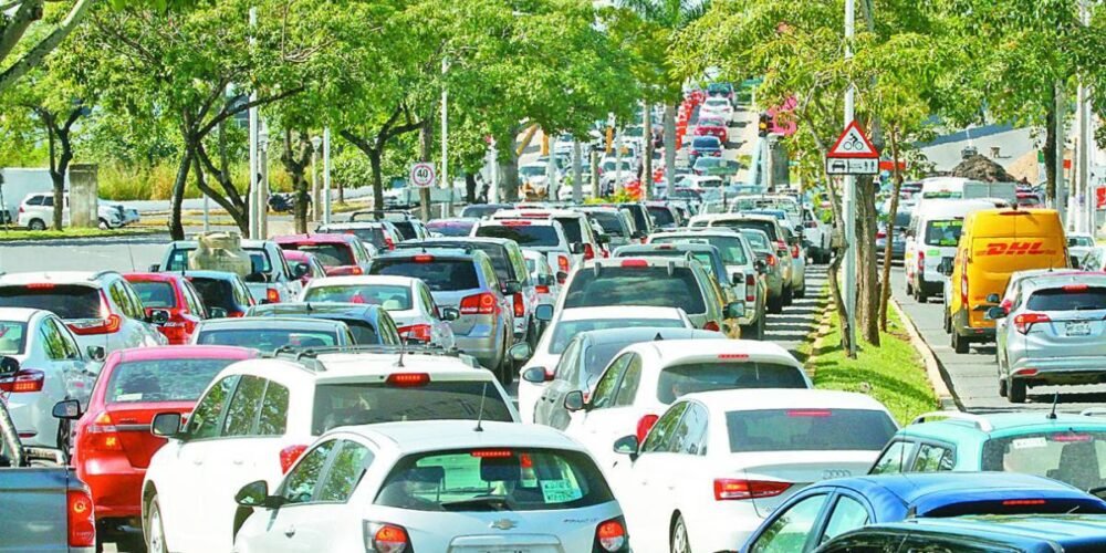 Vehículos en Tabasco deberán renovar placas antes del 30 de abril