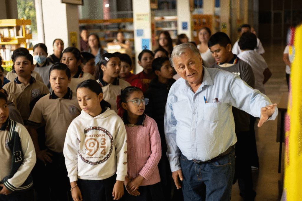 Comalcalco,caravanas de lectura,fomento a la lectura,bibliotecas municipales,Ovidio Peralta Suárez,cultura en Tabasco,educación municipal,desarrollo social,políticas culturales,lectura infantil