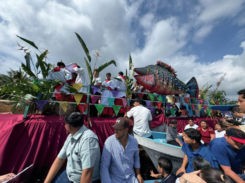 procesión Señor de Esquipulas,Laguna El Pomposú,tradición tabasqueña,fe y devoción Tabasco,Reforma 2da Sección,festividades religiosas Tabasco,procesión náutica,historia y cultura Tabasco,ofrendas tradicionales,comunidad y fe Tabasco