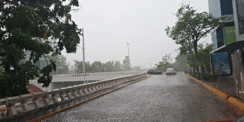 Ambiente cálido y lluvioso este jueves para Tabasco