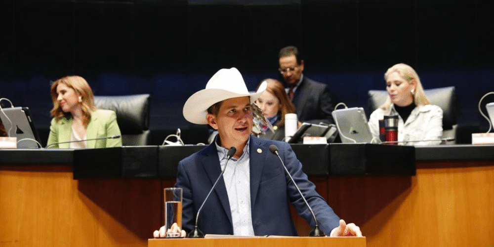 Aprueban reforma de revolución digital impulsada por senador Tabasqueño