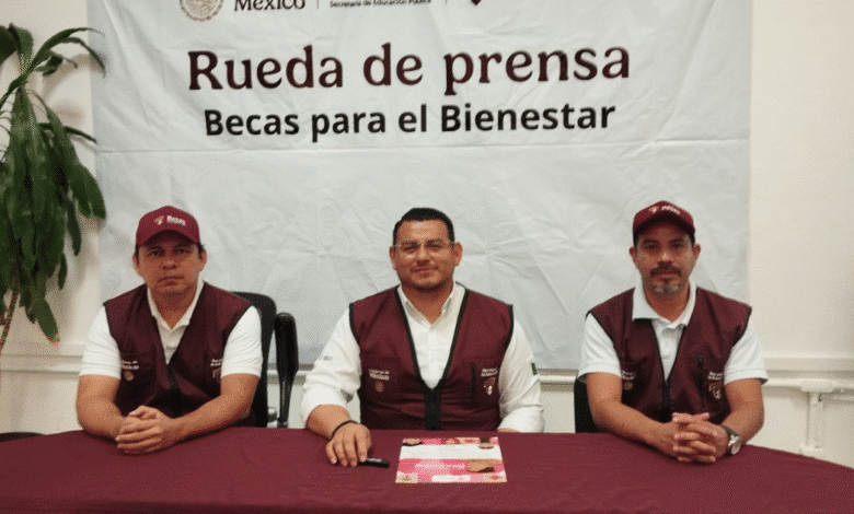 Arranca en Tabasco pago de Beca “Rita Cetina” y asambleas para nivel primaria (1)