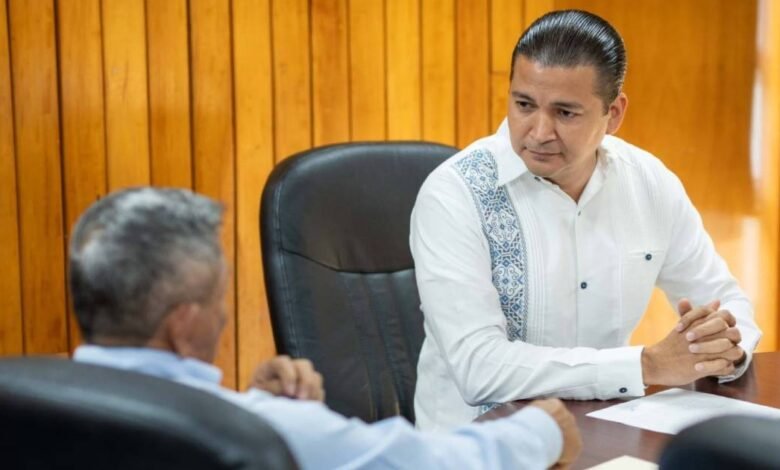 Deben de ponerse a trabajar y dejarse de tanta grilla contesta Bracamontes a PRD