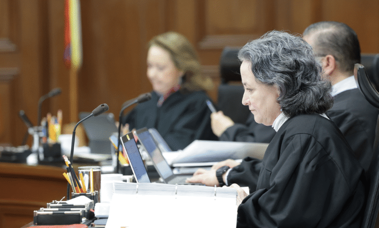 La SCJN no alcanzó la mayoría calificada para modificar con efectos generales el límite de 5 gramos de posesión de cannabis, aunque concedió un amparo individual que obliga a analizar cada caso según su contexto.