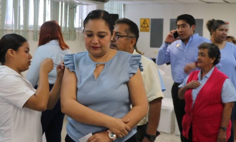 Garantizan vacunas para todos los tabasqueños