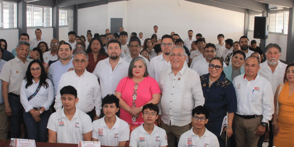 Impulsan la capacitación en el colegio de Bachilleres