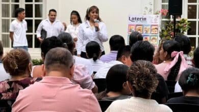 Juventud tabasqueña plasma los valores humanos en el lienzo
