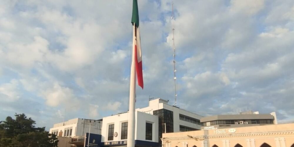 Frente frío 33 azotará Tabasco con ráfagas de 50 km/h y lluvias intensas este jueves