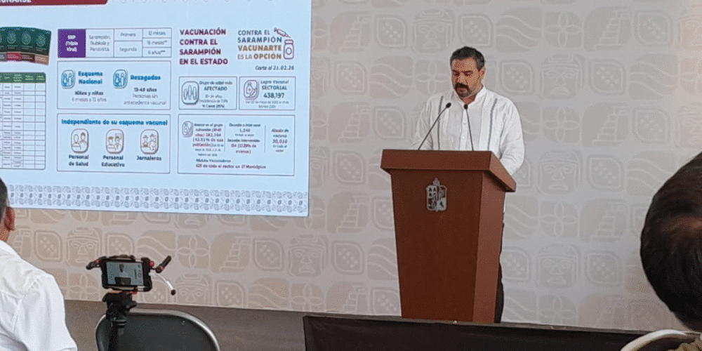 Tabasco refuerza blindaje contra el sarampión; hay vacunas disponibles.