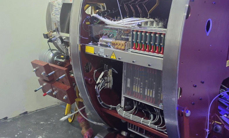 Tabasco se pone a la vanguardia oncológica con instalan acelerador lineal de última generación