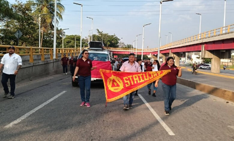 Desde hace una semana los integrantes del Sindicato realizan diversas manifestaciones en la ciudad (Foto de cortesía)