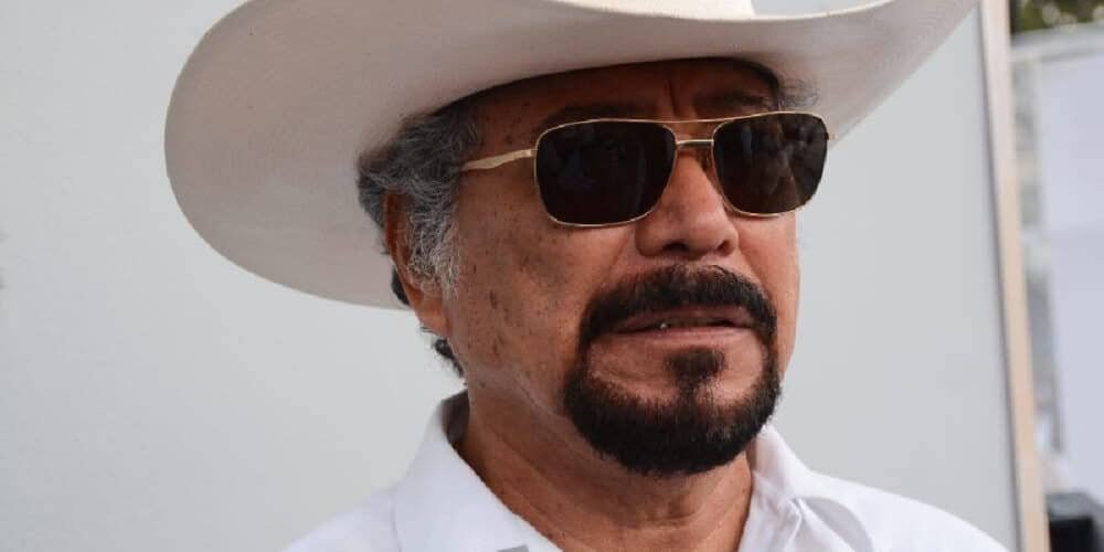 Expulsan a disidentes tras toma de taxis en Centro