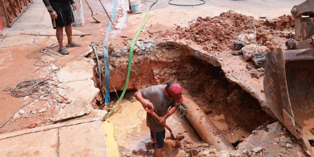 Agua abundante en los ríos, pero escasa en los grifos