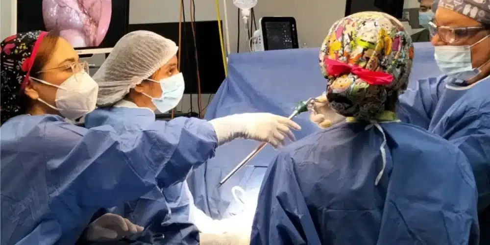 Brinda IMSS Tabasco tratamiento contra cáncer de colon y recto