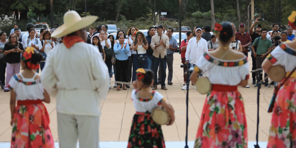 Celebran el Día del Tamborilero con música y saberes ancestrales