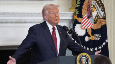 Donald Trump afirma que Irán pidió negociar pero ya no tiene defensa ni liderazgo