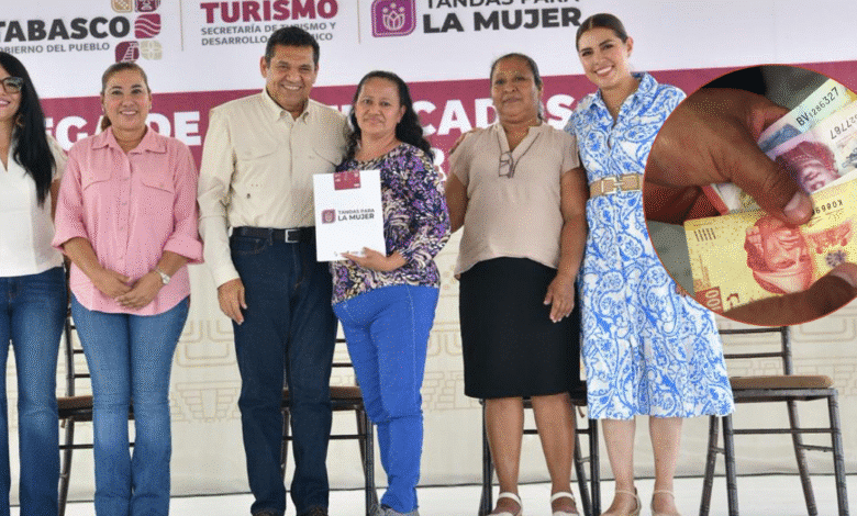 Entrega gobernador de Tabasco apoyos económicos a través de “Tandas para la mujer”