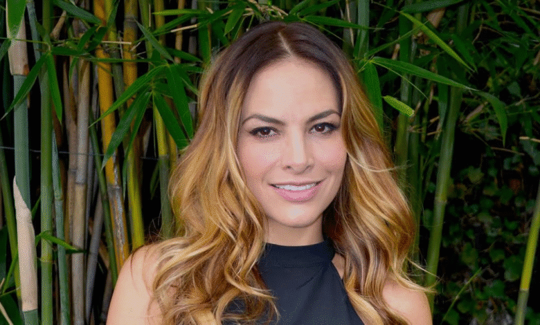 Fabiola Campomanes agradece a tabasqueña por crema que ayuda en su recuperación facial