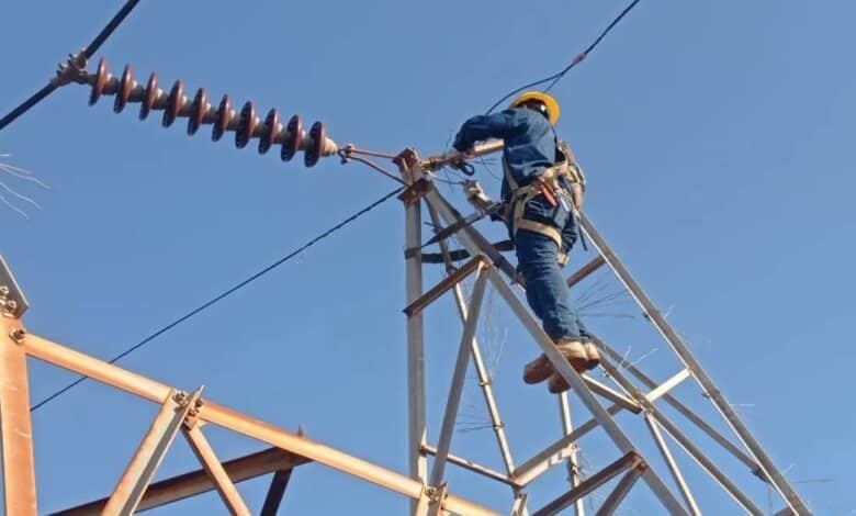 Más de 9 mil personas tendrán mejor servicio eléctrico en Nacajuca