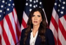 Trump destituye a Kristi Noem como secretaria de Seguridad Nacional y la nombra enviada especial del “Escudo de las Américas”