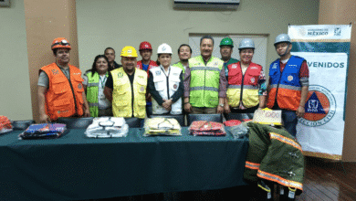Fortalece IMSS Tabasco brigadas de Protección Civil con entrega de equipo especializado (Foto de IMSS Tabasco)
