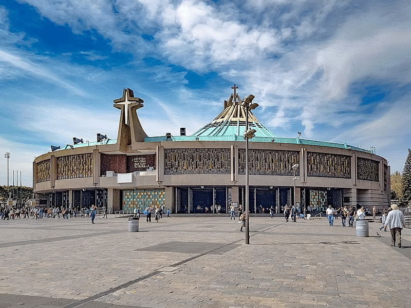 Turismo religioso México,qué es el turismo religioso,Semana Santa 2026 viajes,patrimonio cultural México,derrama económica vacaciones,turismo histórico Yucatán,destinos culturales primavera,impacto turismo religioso,conservación de monumentos,guía de viajes Semana Santa.