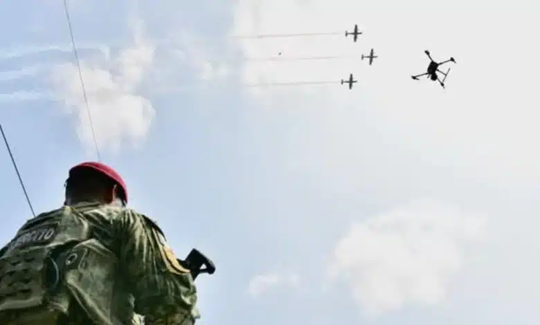 Alertan por encharcamientos y vientos en la sierra y centro