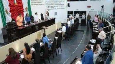 blindan pensiones y protegen salarios de burócratas en tabasco