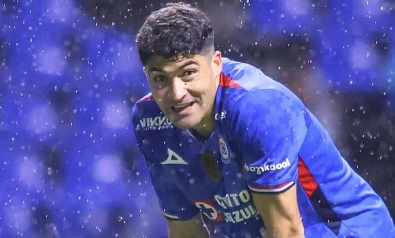 Cruz Azul revela el tiempo que perderá a Nico Ibáñez