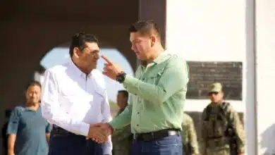 Javier May y Ovidio Peralta entregan nuevo parque vehicular