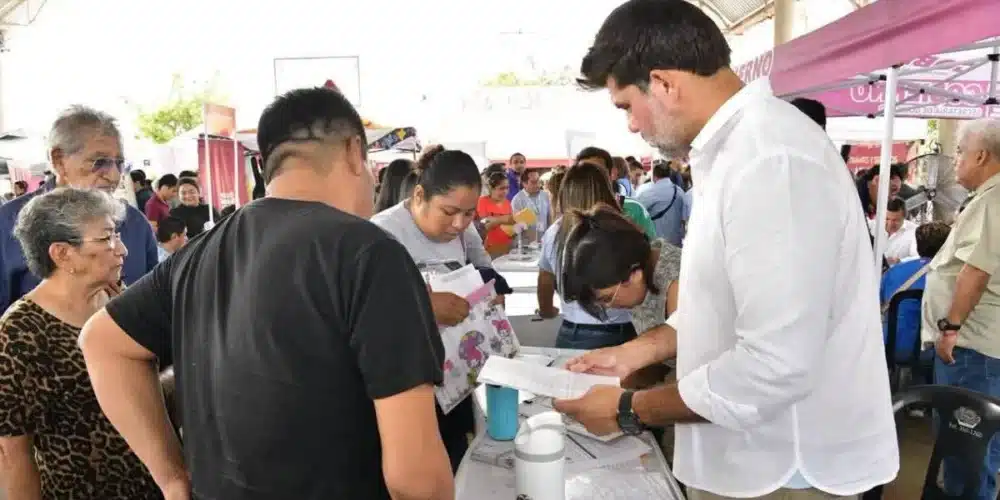 Notarios brindan asesoría jurídica gratuita en jornadas de territorio