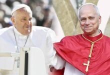 Papa León XIV rinde homenaje a Francisco en el primer aniversario de su muerte