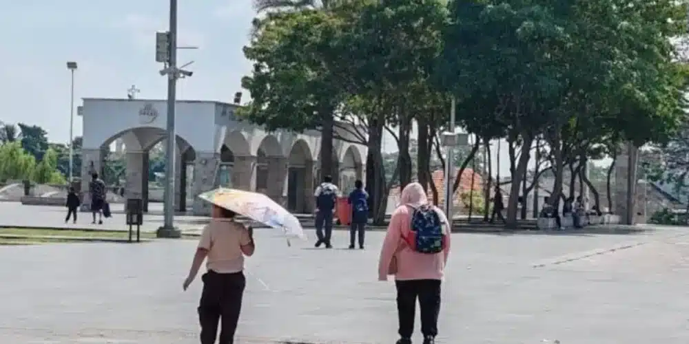 Por calor extremo y riesgo de incendio, se prenden los semáforos en Tabasco