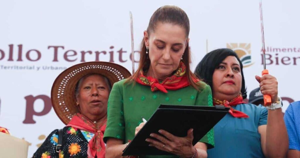 a 20 anos de la represion presidenta claudia sheinbaum restituye 54.5 hectareas como parte del plan de justicia para atenco y la montana 1