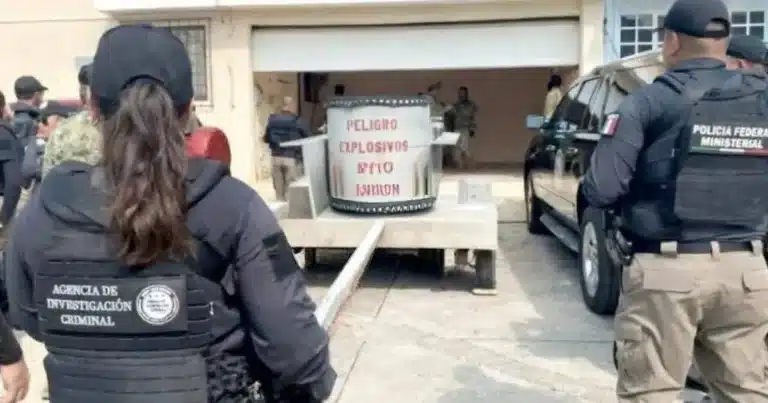 Aseguran explosivos, granadas y cargadores en cateo en Centro