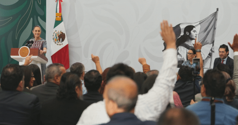 Claudia Sheinbaum anuncia aumento salarial y jornada laboral de 40 horas en México por el Día del Trabajo