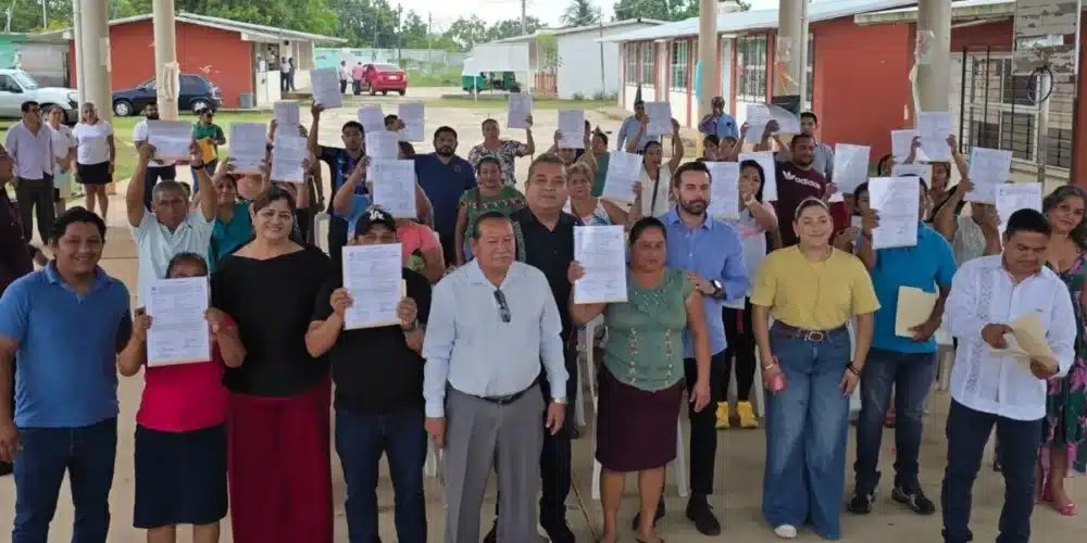 entregan 47 títulos de propiedad en macuspana
