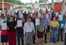 entregan 47 títulos de propiedad en macuspana