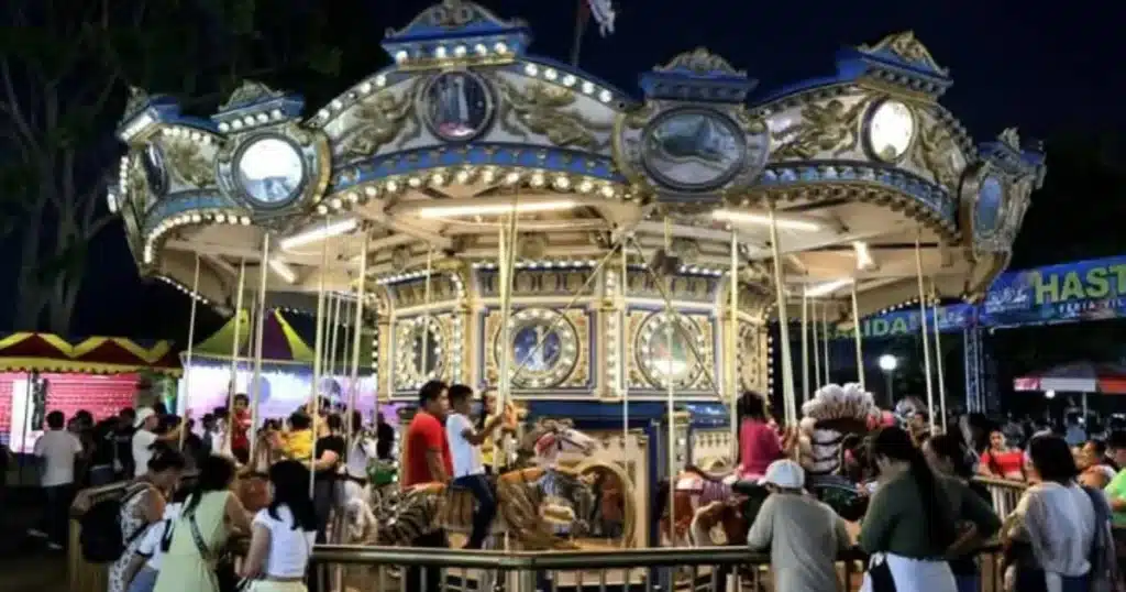 más de 60 atracciones en la feria (2)