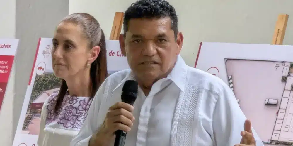 Arranca en Tabasco, la entrega de la beca "Rita Cetina"