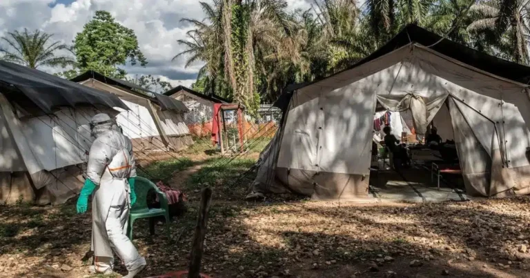 brote de Ébola en el congo suman 116 fallecidos y declaran emergencia internacional