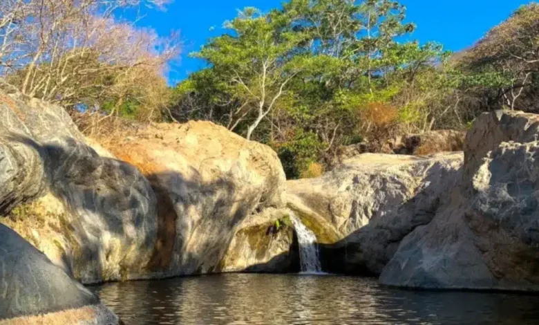 el tanque del general, el paraíso natural escondido entre montañas y manantiales en colima