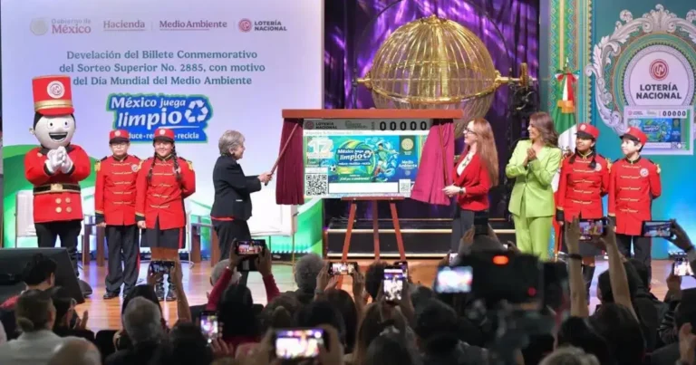 Billete del Sorteo Superior de Lotería Nacional (Foto de cortesía)