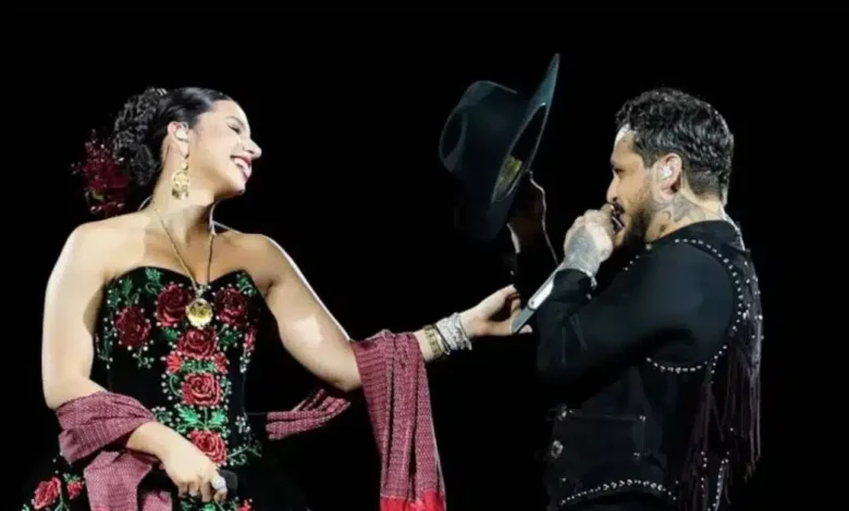 Christian Nodal y Ángela Aguilar sorprenden con romántico dueto en la CDMX