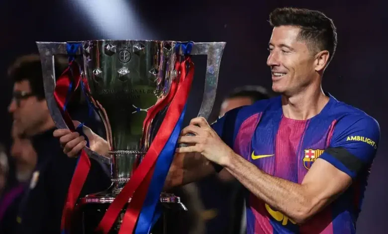Robert Lewandowski deja al Barcelona, anuncia su adiós al final de temporada