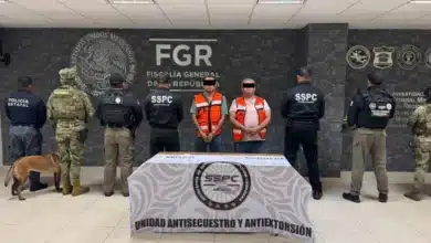 Aseguran 254 kilos de presunta cocaína en tractocamión y detienen a dos personas