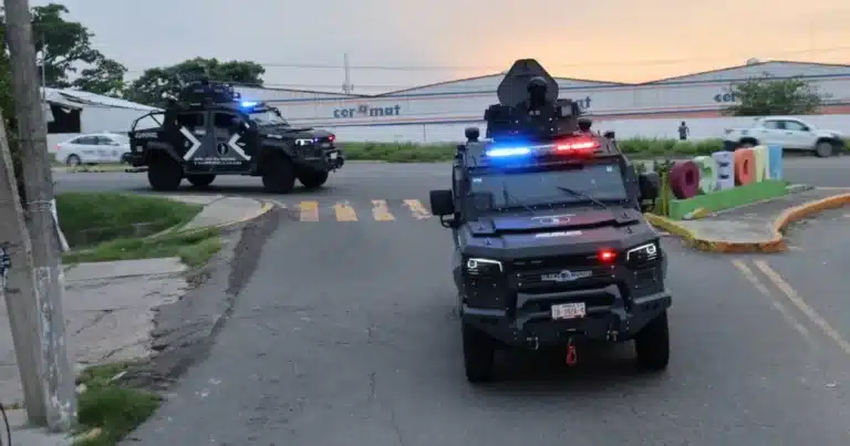 aseguran armas, drogas y detienen a cinco personas