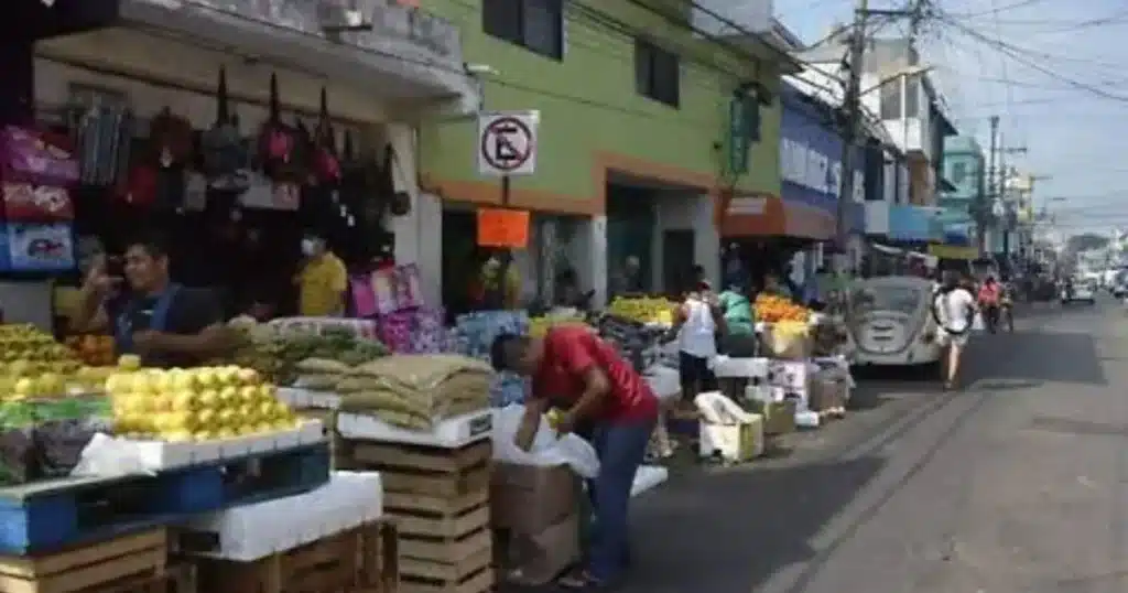 canaco pide el retiro definitivo del ambulantaje en centro