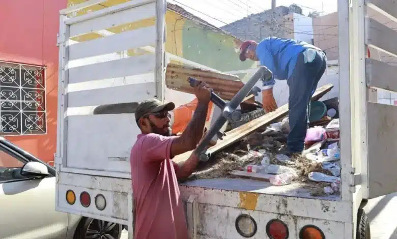 centro va por toneladas de cacharros antes de las lluvias