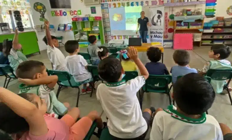evalÚan reacomodo docente y cierre de grupos por baja matrícula